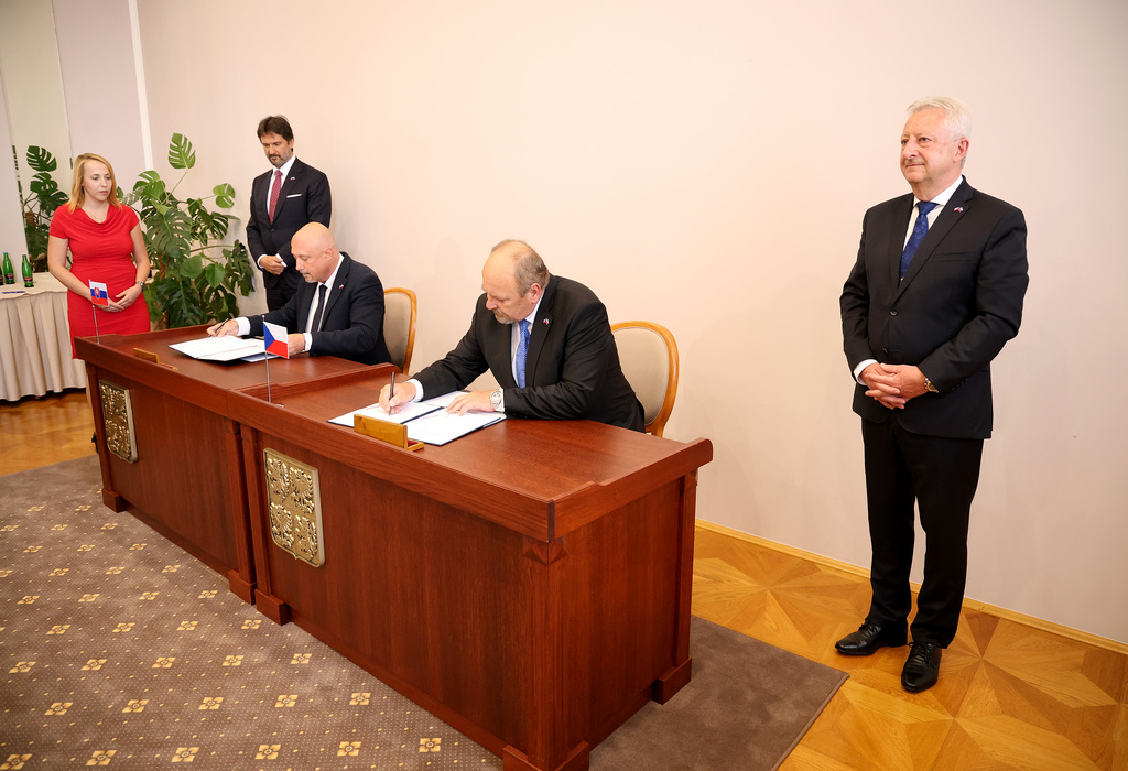 Jednání ministrů obrany České republiky a Slovenské republiky