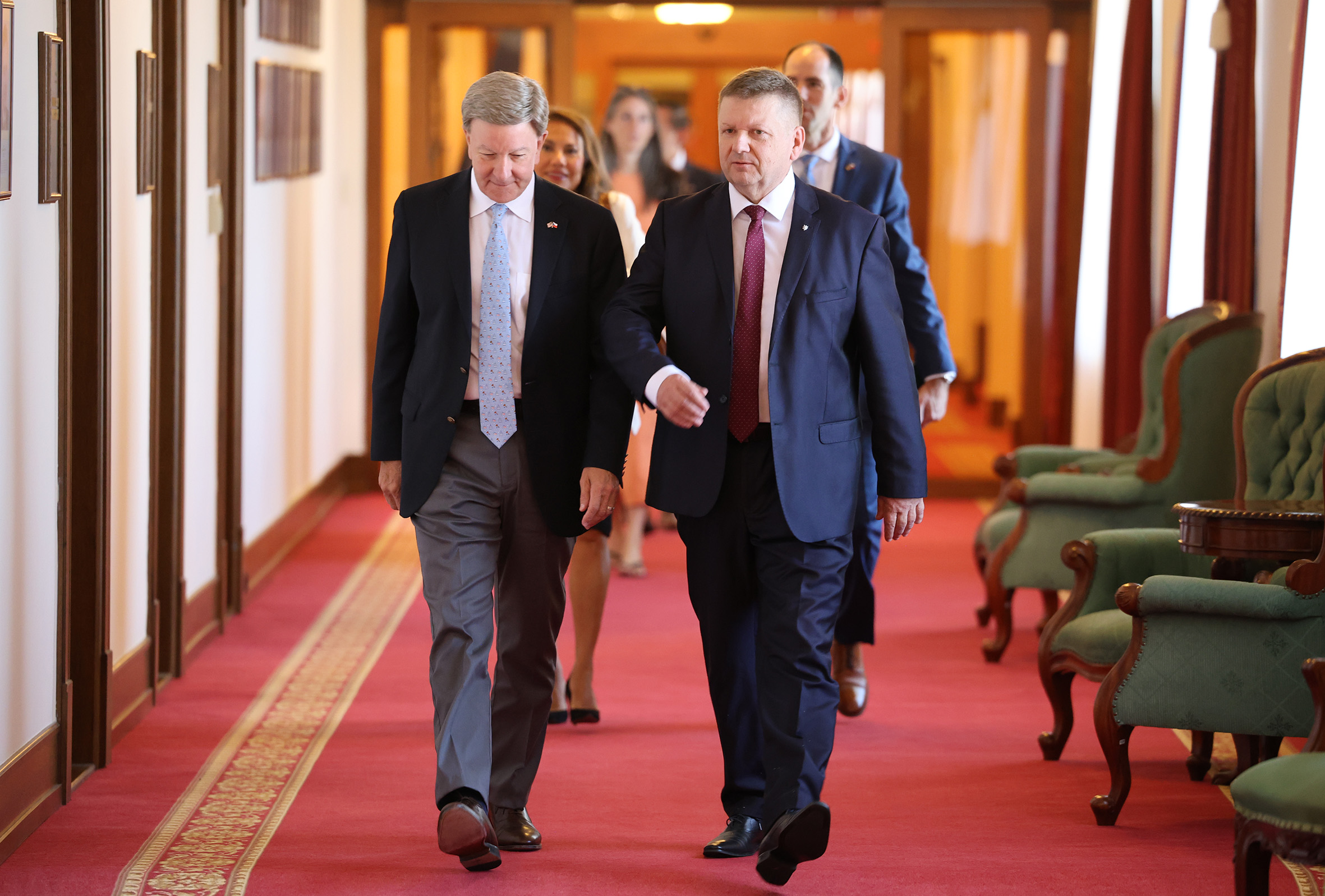 Náměstek ministra obrany Radovan Vích přijal na Ministerstvu obrany delegaci amerických kongresmanů