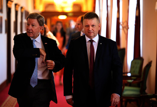 Náměstek ministra obrany Radovan Vích přijal na Ministerstvu obrany delegaci amerických kongresmanů