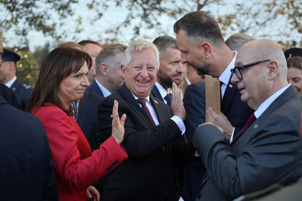 Dne polských ozbrojených sil se zúčastnil ministr obrany Zůna, zhlédl i slavnostní vojenskou přehlídku 