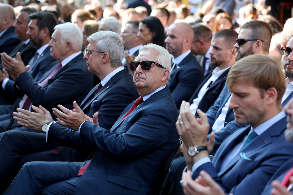 Ze slavnostního zahájení Země živitelky