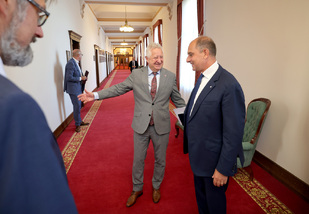 Náměstek generálního tajemníka NATO Catsaras jednal na Ministerstvu obrany