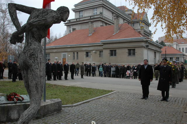 Z pietního aktu