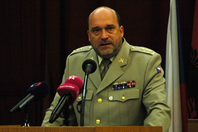 Plukovník Aleš Knížek