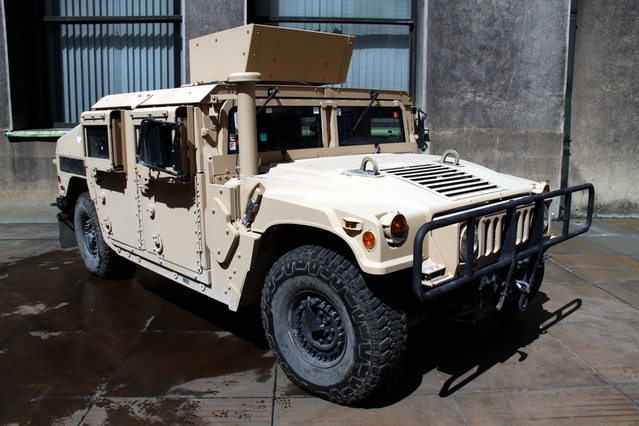 Výměna tanku LTP za vozidlo Humvee 9