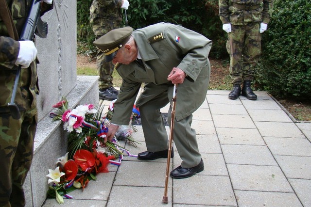 Památku obětí přišel uctít i veterán plukovník Andrej Koba
