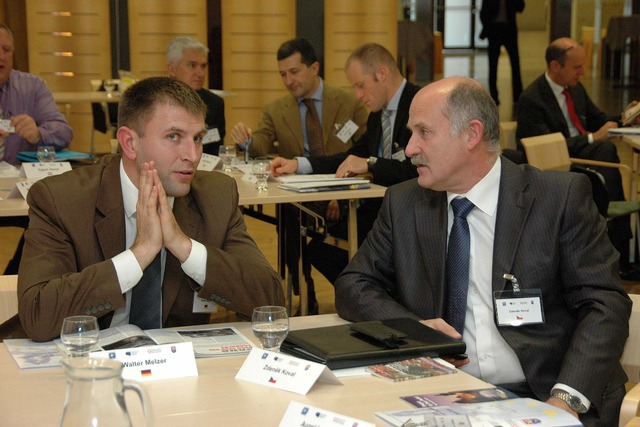 Účastníci kurzu během přednášky 