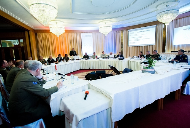 Jednání s generálplukovníkem Viktorem Muženkem