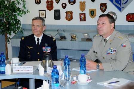 Vrchní velitel SACT navštívil posádku Vyškov