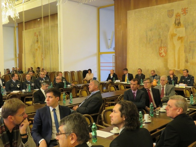 Ze semináře výboru pro obranu na téma „Záměr rozvoje letectva Vzdušných sil AČR“