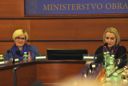 Poslanci výboru pro obranu jednali se zástupci ministerstva a armády