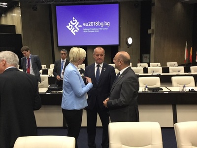 V diskusi s ministry obrany Slovenska a Německa