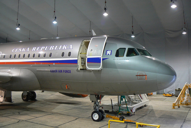 letoun Airbus A-319 CJ
