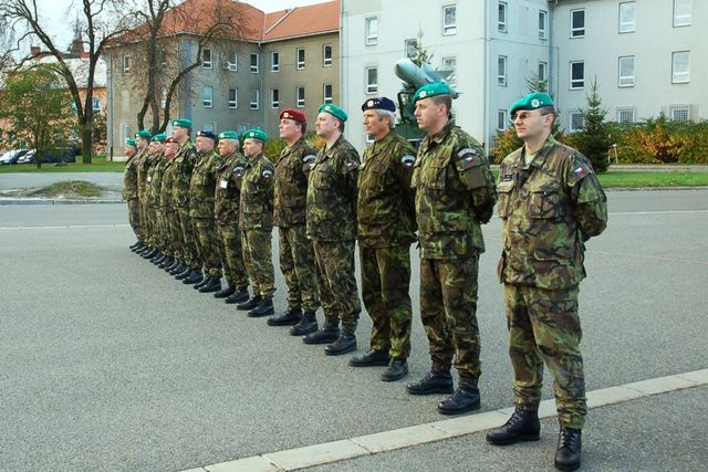 Náčelníci samostatných složek velení