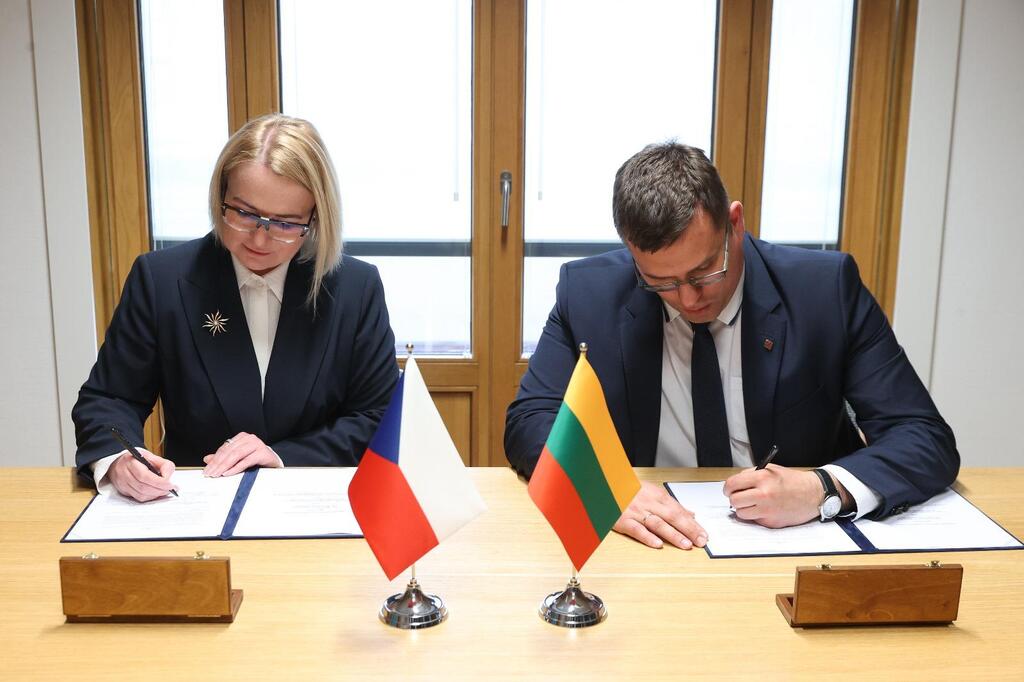Ministři obrany zemí EU jednali v Bruselu