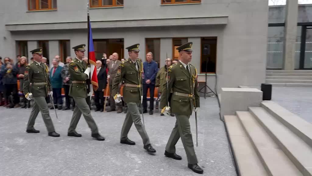 Dekrety a pamětní odznaky za protikomunistický odboj převzaly dvě desítky lidí