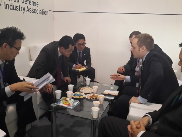 Z jednání náměstka Kulhánka s náměstkem ministra pro obranné akvizice Jižní Koreje