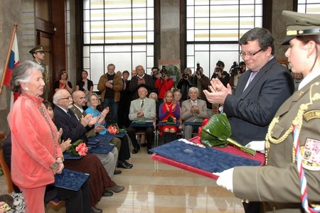 Vyznamenání Zlaté lípy převzala také Meda Mládková