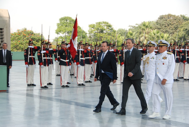 Přijetí ministrem obrany Peru Jakke Valakivi Alvarezem