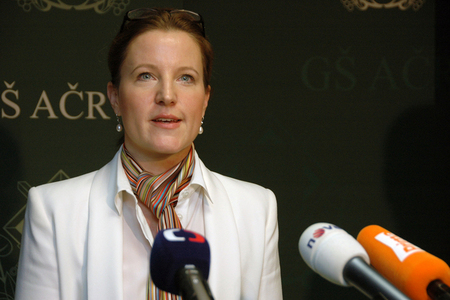 Karolína Peake