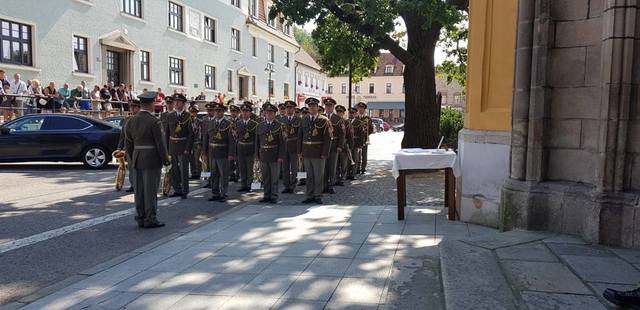 Rozloučení se štábním praporčíkem Kamilem Benešem v Hluboké nad Vltavou
