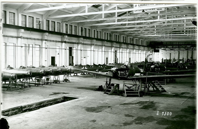 Výrobní linka v závodě Letov. Foto archiv VHÚ