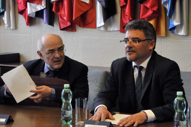 Jednání vedl NMO Tomáš Kuchta (vpravo)