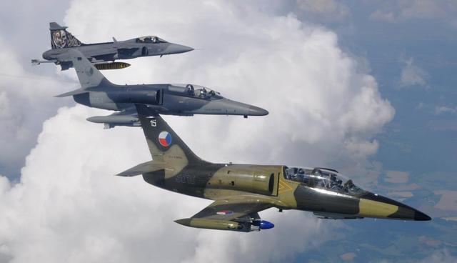 Letouny 21. základny taktického letectva Čáslav – L-39 Albatros, L-159 ALCA, JAS-39 Gripen (ilustrační foto)