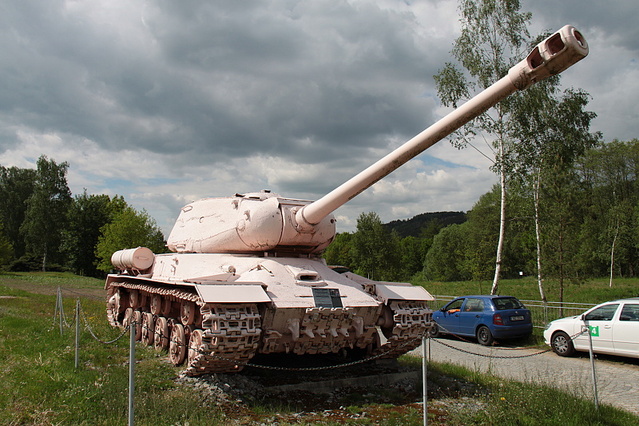 Růžová barva tanku bledne, naposledy se natíral v roce 2001