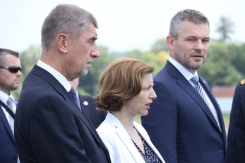 Zástupci České a Slovenské republiky a Francie