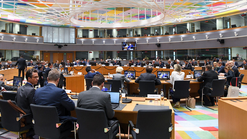 EU pracuje na zrychlení výroby munice pro Ukrajinu, zbrojaře podpoří granty