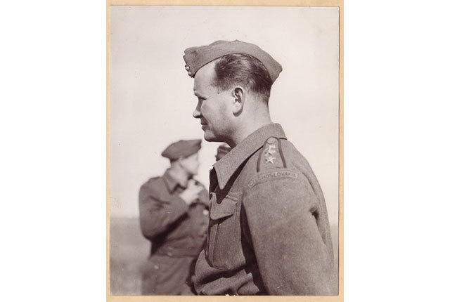 František Vrána v uniformě.