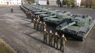 Ilustrační obrázek ke článkuNěmecko nabídlo ČR další bojové tanky Leopard 2A4 