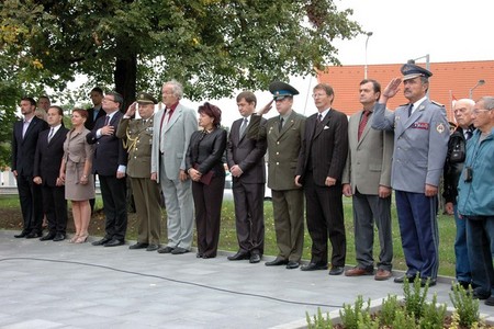 Mezi hosty nechyběli zástupci veteránských organizací ani zástupci např. slovenského letectva