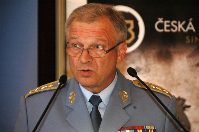 Náčelník GŠ AČR armádní generál Vlastimil Picek