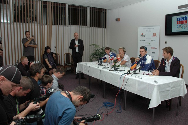 Z tiskové konference