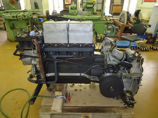 Motor tanku po náročném restaurování