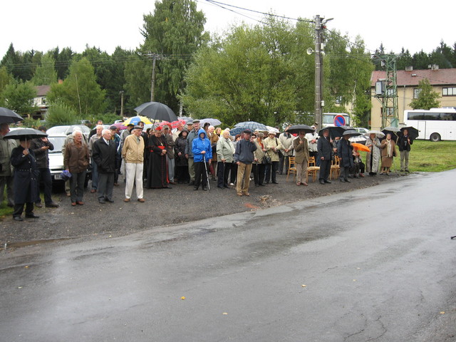 Pietnímu aktu přihlíželi místní občané