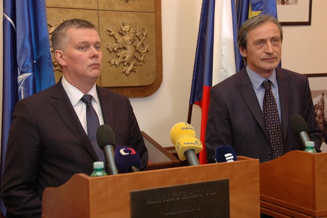 Z tiskové konference polského a českého ministra obrany