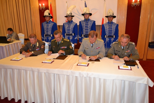 Společný podpis komuniké 