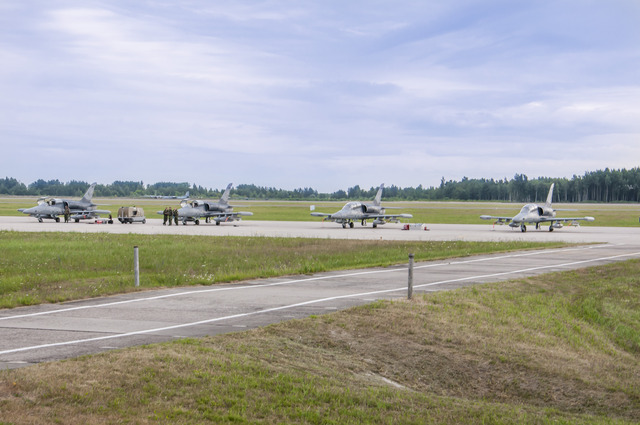 Čtveřice L-159 na česko-litevském cvičení Baltic Eye