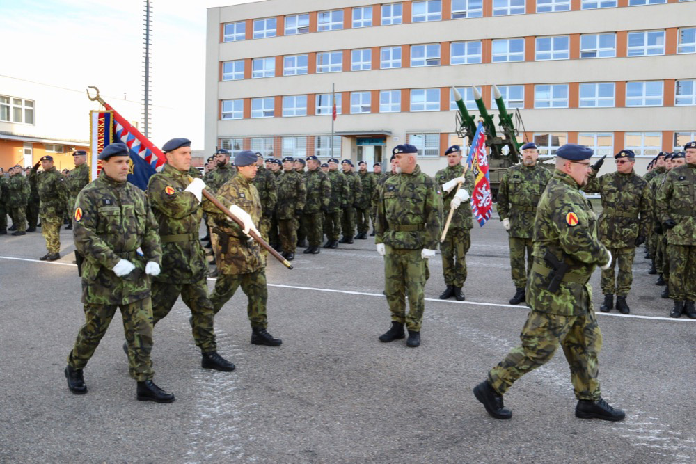 Strakoničtí vojáci při nástupu