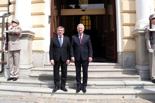 Ministr obrany Jaromír Zůna přijal předsedu moldavského parlamentu Igora Grosu