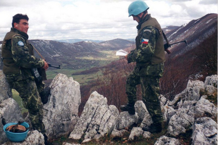 Česká hlídka nad údolím Kanak 