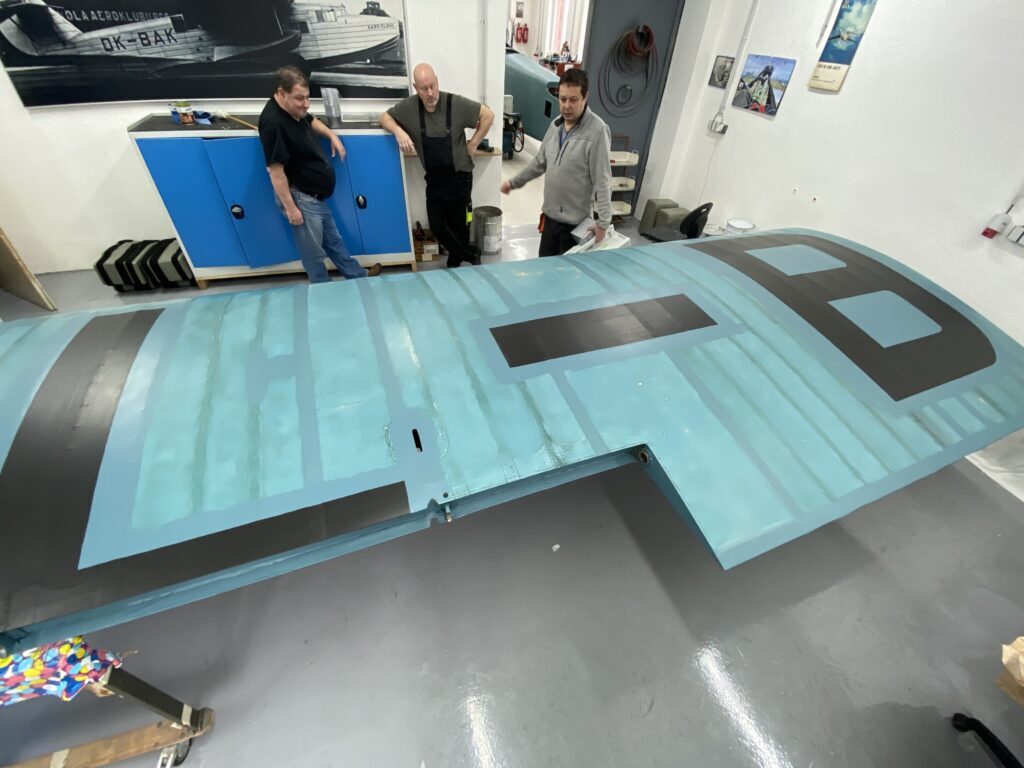 Křídlo letounu Aero AB-11 v dílně Leteckého muzea Kbely