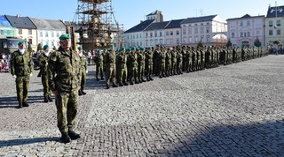  Nástup žáků školy na náměstí v  Moravské Třebové