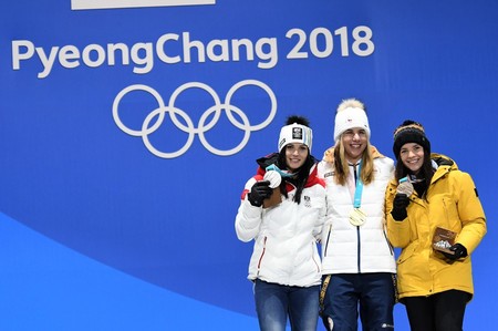 Snowboardistka Ester Ledecká se stala šokující vítězkou olympijského Super-G 