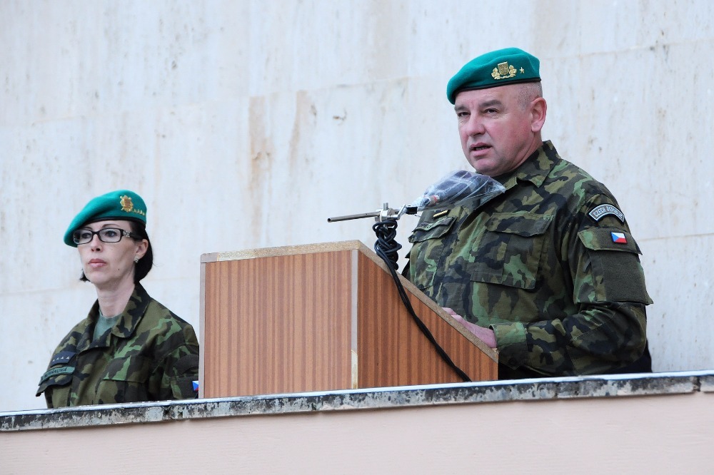  Velitel VeV-VA generál Kopecký přednesl vojenskou přísahu