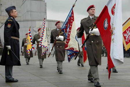 Armáda si připomíná Den válečných veteránů