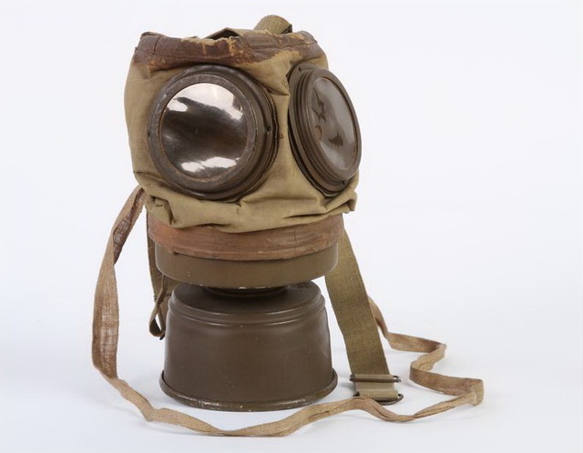 Francouzská ochranná maska ARS
